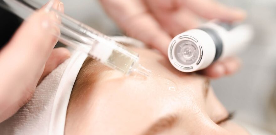 microneedling-with-ems-mesotherapy-2
